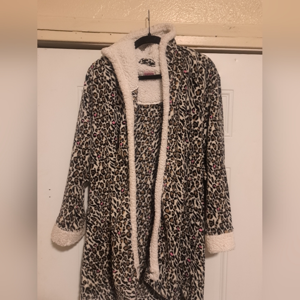 Leopard Print Light Weight Jacket